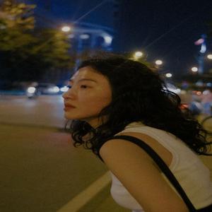 晏青梦